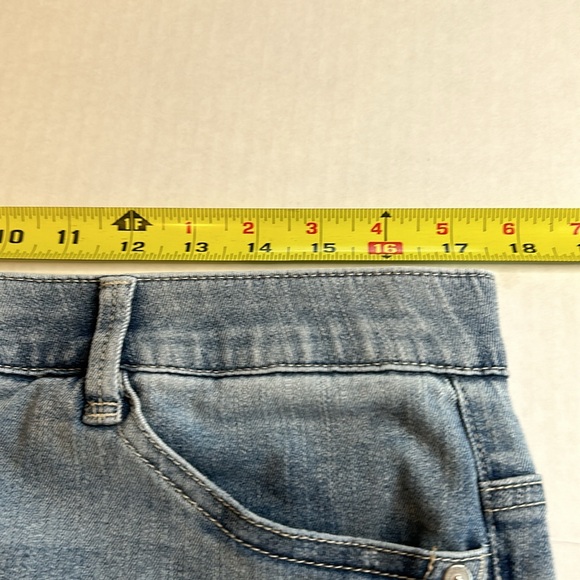 3/$25 Democracy Ab Tech Distressed Strt Leg Destroyed Hem Lt Denim Jean sz14 - Picture 12 of 16